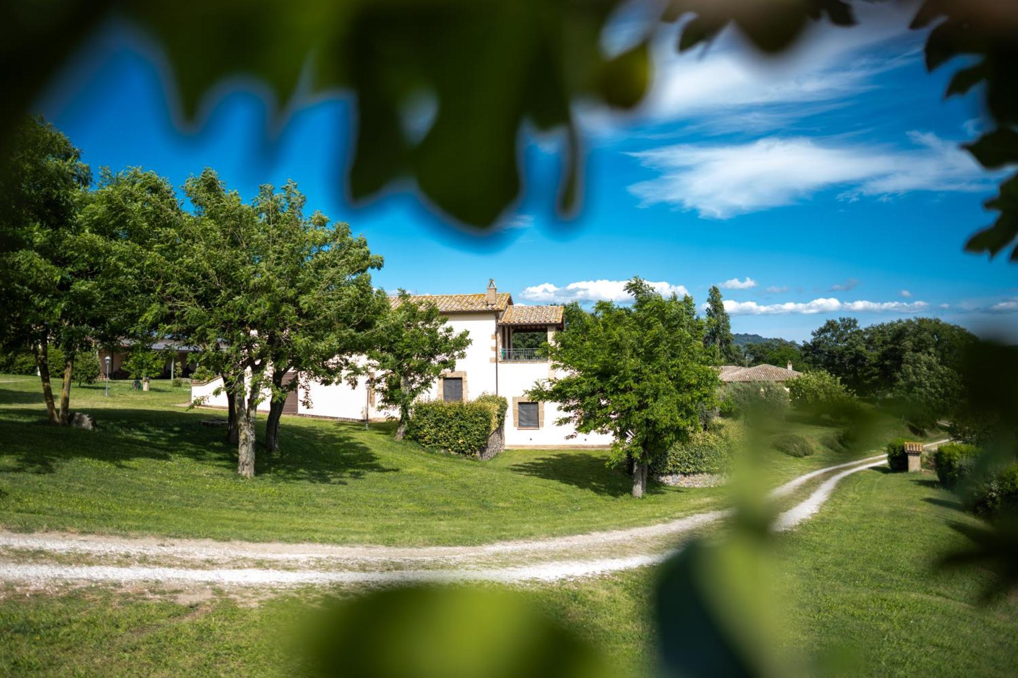 Agri Relais Il Poderaccio Di 博尔塞纳 外观 照片