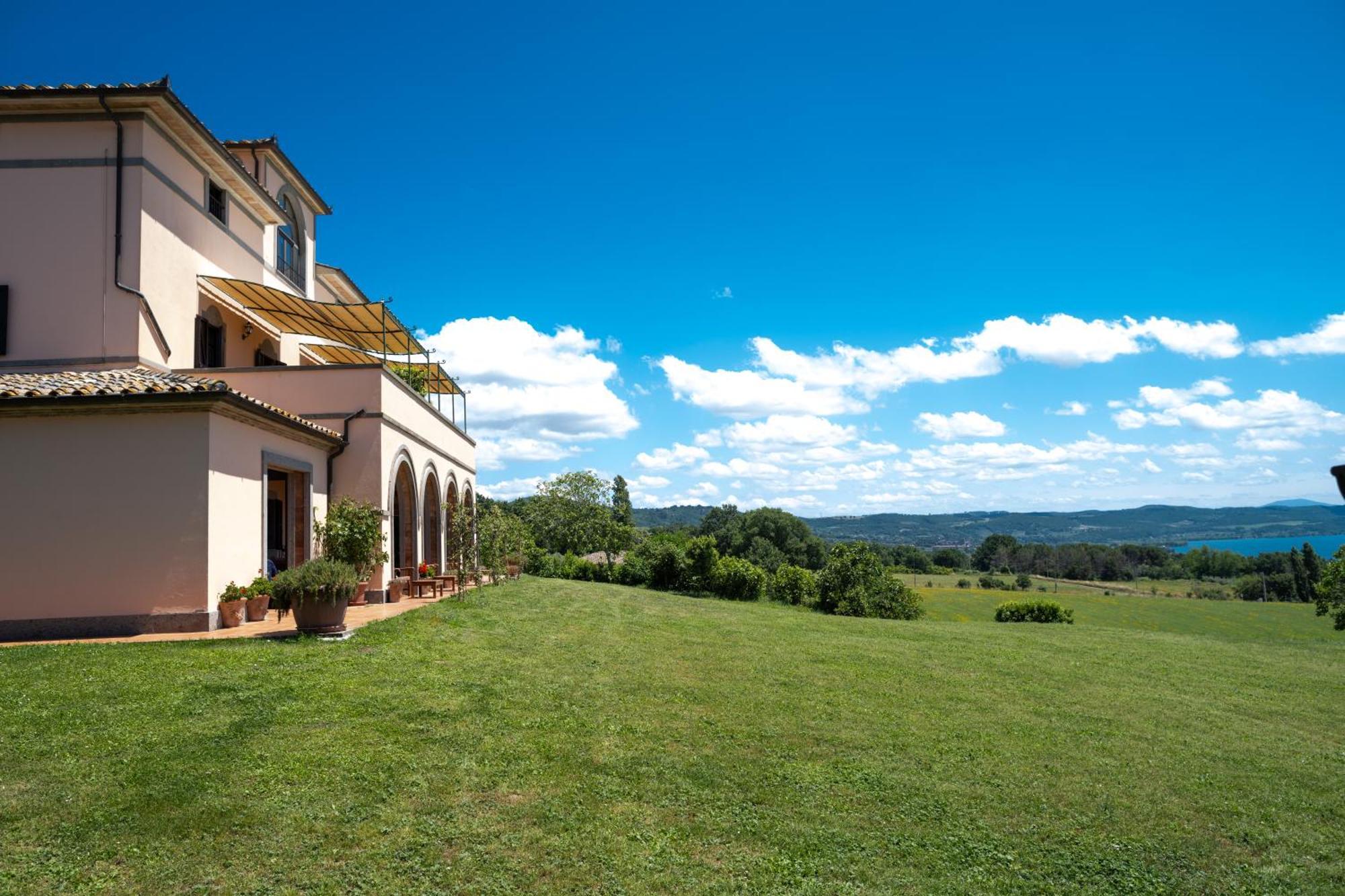 Agri Relais Il Poderaccio Di 博尔塞纳 外观 照片